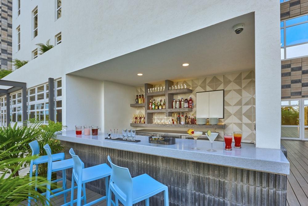 City Express Plus By Marriott Cancun Aeropuerto Riviera Экстерьер фото