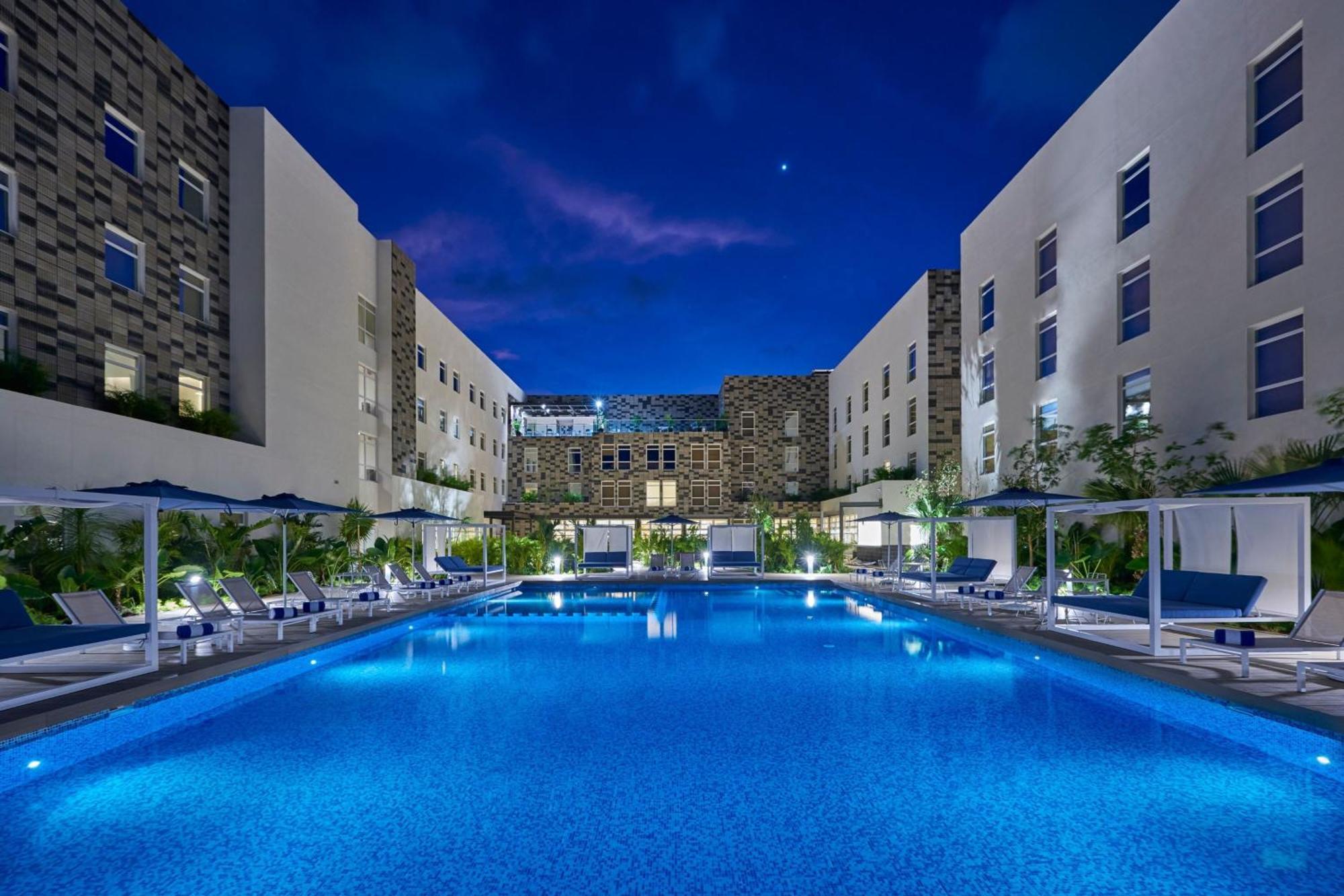 City Express Plus By Marriott Cancun Aeropuerto Riviera Экстерьер фото