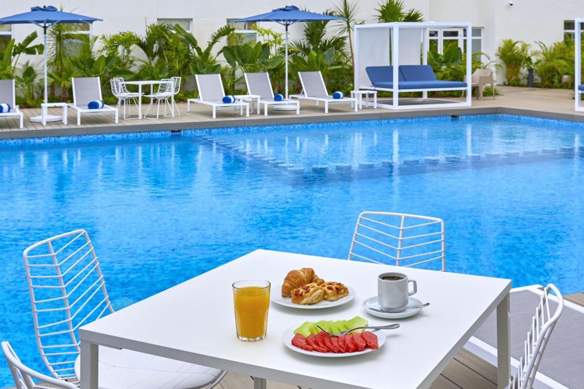 City Express Plus By Marriott Cancun Aeropuerto Riviera Экстерьер фото