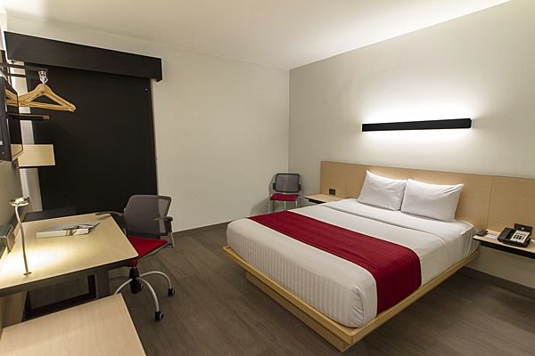 City Express Plus By Marriott Cancun Aeropuerto Riviera Экстерьер фото